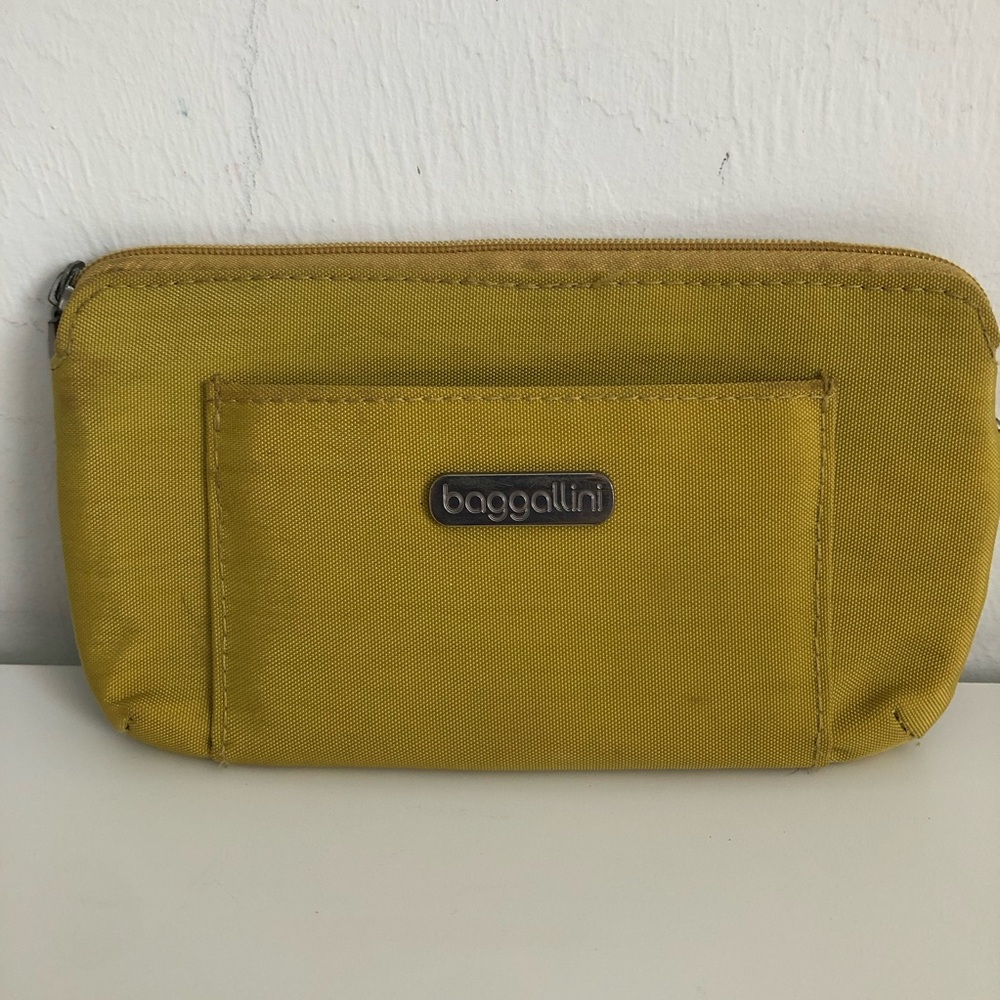 Baggalini Nylon Card Holder Wallet